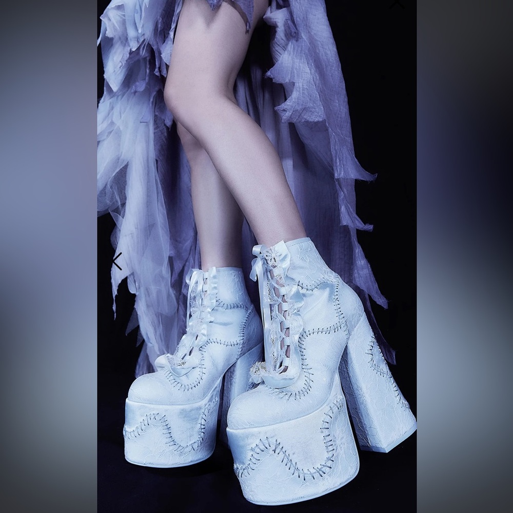 ‘ Lover’s Duet Platform Boots ‘ by Dolls Kill x Corpse Bride
